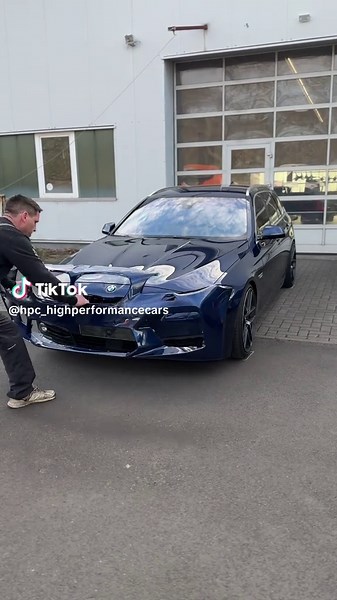 Umbauarbeiten am BMW F11 – Was haltet ihr vom Ergebnis?