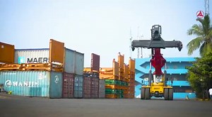 Catch SANY SRSC45H & V series Reach Stacker in action!!! Any SRSC range of reach stacker is efficient and precise container handlers, serving major ports & container fright stations across India. The SANY SRSC45H & V series are highly productive machines with the lowest-in-class cycle times due to their high traction and load lifting speeds. They have a maximum loading capacity of 45 tons with 5 high and 3 rows stacking capability. Get a quote today: https://bit.ly/SanyReachStackers #Sany #SanyI