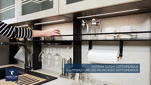 L’equilibrio perfetto tra carattere e armonia. Il design audace del modello NEVADA incontra l’eleganza essenziale di LEA. . Finiture della cucina del video: Modello LEA con ante Canapa Modello NEVADA con ante Piombo opaco Top in laminato White shell . Scopri la nuova gamma del modello NEVADA, mixala con le finiture del modello Lea e cerca il rivenditore più vicino su: https://www.mobilturi.it/rivenditori-cucine | Mobilturi