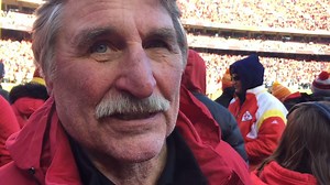 Hey #Hawkeyes and #Chiefs fans, during the break, check out this quick interview I got with Ed Podolak, who played in Super Bowl IV with the Chiefs and was honored today... Hawkeye Football #ChiefsKingdom | Scott Reister KCCI