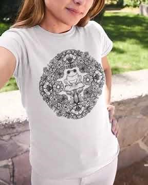 New Frog Mandala T-Shirt Design: Intricate Art & Bohemian Style!