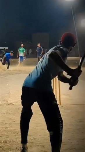 Hawabaaz batsman 🤣 #shorts #cricketvideo #lovecricket #cricketmemes #viralcricket #comedy
