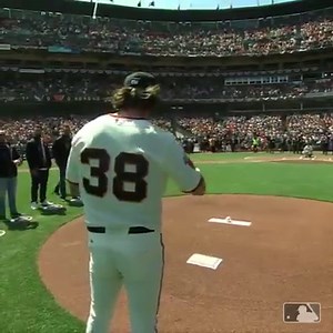 182K views · 2.3K reactions | Brian Wilson did the absolute most at San Francisco Giants Opening Day. https://atmlb.com/2InR0Q0 | Cut4 | Facebook