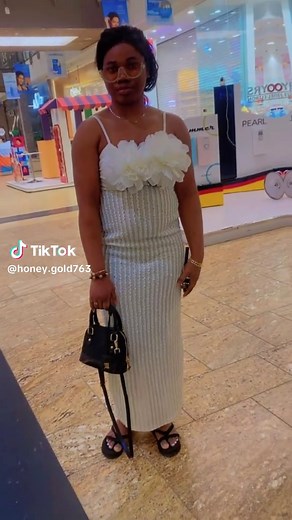 Honey Gold (@honey.gold763)’s videos with son original - monalisa_5843