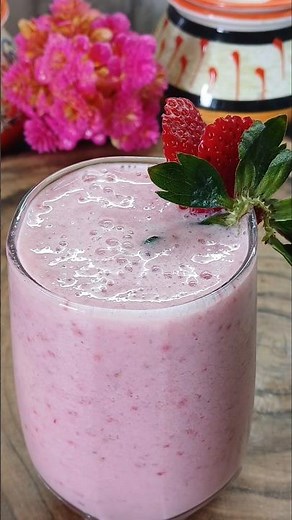 Strawberry Milkshake #strawberryMilkshake #strawberry #shortsfeed
