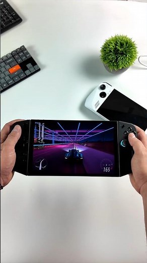Next-Gen Linux Gaming For Your Handheld PC- Bazzite