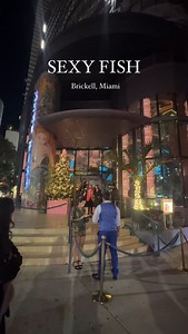 Sexy Fish 🐠 is one of the most glamorous and luxurious restaurants in Miami right now! The menu is Asian-inspired and the location itself is such a vibe with a party atmosphere on the weekends.🔥 The Kuikku lunch menu includes many of their dishes and is great way to try multiple ones. For $32 per person, you choose 4 items and a dessert. 🤤 Watch till the end and check out the restroom..it’s definitely over the top 😉 📍@sexyfishmiami 💁🏻‍♀️ @artlandshot | Artlandshot