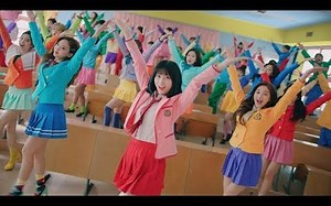 TWICE「Y.M.C.A.」