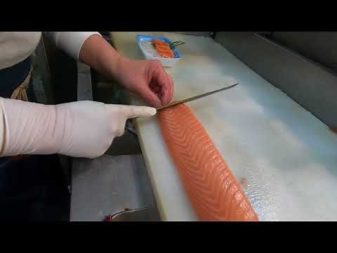 サーモンの刺身