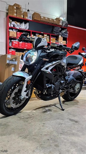 MV Augusta Dragster RR Ottantesimo