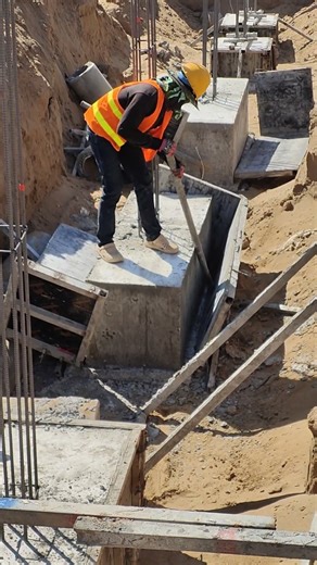 Professional Foundation Work: How to Remove Concrete Forms Safely 🏗️✅