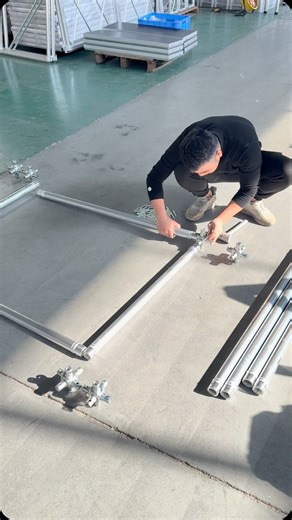 Honorary Truss and Stage Equipment Co., Ltd on Instagram: "Single tube building #boxtruss #rigginglife #eventdesigner #stagesetup #livesound #stagetech #eventstage #riggingstage #barriers #scaffoldinglife #stagetruss #f34 #stage #aluminumfence #scaffolding #scaffoldinglife #boxtruss #trusssystem #stageset #platform"