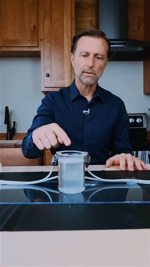 SHOCKING ELECTROLYTE EXPERIMENT ⚡🧪 Watch this mind-blowing electrolyte experiment with Dr. Berg! 😱 Learn how electrolytes impact your body and why they’re essential for health. 💧💪 #drberg #electrolytes #health #wellness #hydration #nutritiontips #bodybalance #healthyhabits #scienceexperiment #fitnesshealth | Diet & healthy By Dr