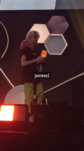 230306 sampe ketemu lagi Mark #thedreamshow2injakarta #nctdream #marklee