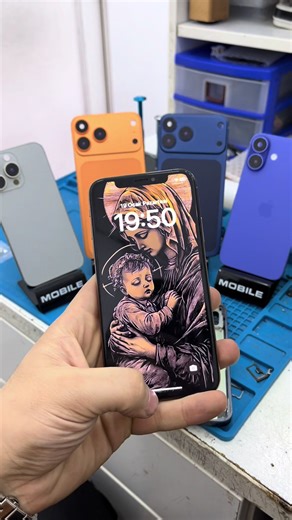 #keşfetedüş #beniöneçıkart #fyp İ#iphone X-XR-XS-XSMAX-11-12 gətirin-Yeni İphone model seriya korpuslarnan əvəz eliyək📲🛠️✅