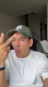 410K views · 6.4K reactions | A alguien de aquí lo sacaron de un bar de Amsterdam por descontarse a un vato 藍 Verdaderamente el vato ya me tenía haaaaarto hermanaaaaas | Un Tal Fredo | Facebook