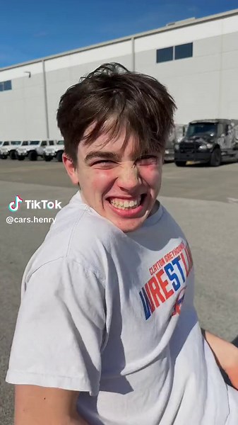 Is this the best Ferrari? 👀 | #ferrari #f40 #ferrarif40 #hypercar #supercars #carhub #fyp