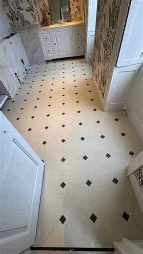 Hannah Redden | Bristol Interior Designer on Instagram: "This is the bit no one shows you on Instagram 👀 Behind the scenes at my Hotwells project, where the pretty “after” is built on about 47 tiny decisions (and a few curveballs). A few real-life dilemmas along the way: * Wrong tiles delivered to site… because they were labelled incorrectly in the showroom 😬 * Gaps in the ply that needed sorting last minute (because flooring is only as good as what’s underneath) * Extra decorating time once w