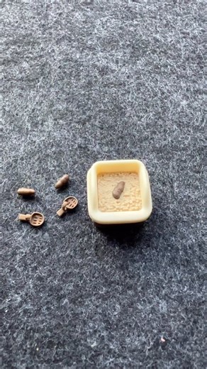 Bobkeycaps on Instagram: "A cat litter box keycap, 2 free💩, 2 shovels... They are all detachable and can also be fixed with glue themselves. #CAT #resinkeycaps #customkeycaps #customkeycap #Personalizedkeycaps #artisankeycap #artisankeycaps #geekhack #mechkeys #mechkey #keyset"