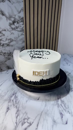 Delicious 10-Inch Double Layer Cake Recipe