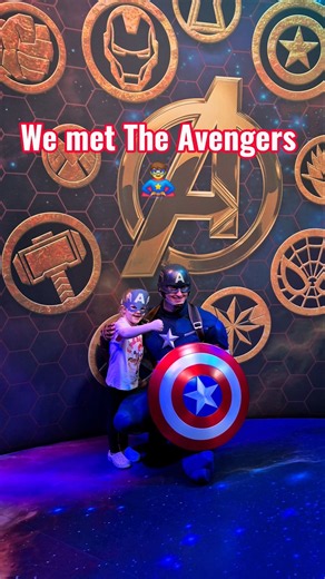 We met The Avengers at The Disney Hotel New York | The Art of Marvel @DisneylandParis #marvel