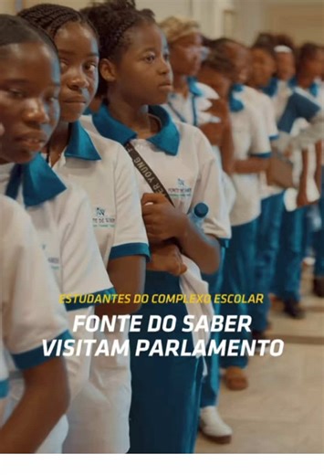 Estudantes do Complexo Escolar Fonte do Saber Visitam Parlamento