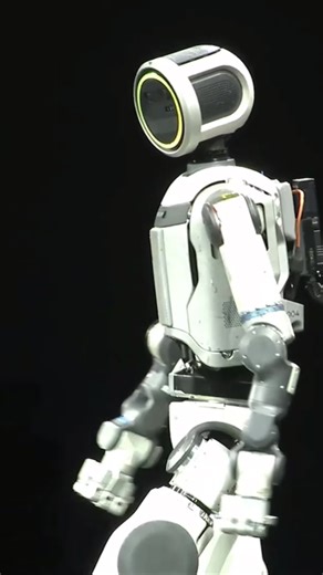 Hyundai Motor Group announced a major push into robotics and artificial intelligence, including plans to deploy Boston Dynamics’ humanoid robots at its Georgia manufacturing complex starting in 2028. The automaker unveiled the strategy Jan. 5 at CES here, aiming for production-scale deployment of humanoids in automotive manufacturing and a scalable production system capable of producing 30,000 robots annually. The move positions Hyundai as an early mover in a humanoid robotics market that Morgan