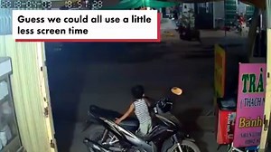 A cold-hearted thief stole a phone out of a little boy’s hands. https://nyp.st/2qjuUXf | New York Post