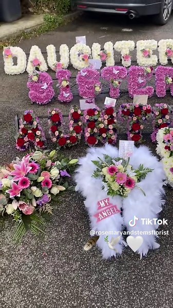 Flowers for a beautiful angel 👼 . #angel #fyp #foryoupage #funeral #rip