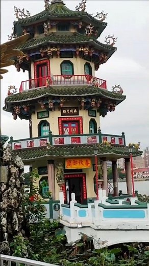 Kaohsiung 😎🤩 Taiwan Vibrant City #travel #taiwan #kaohsiung #taiwantravel