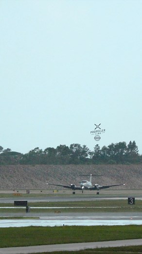 Beechcraft UC-12W Huron | 168207 | Landing at Sarasota Airport #propplane #aviation #generalaviation #propeller #beechcraft | Propeller Time