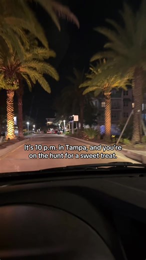 Meet your new fave late-night ice cream spot. ☺️ 📍 Cream de la Cream 5220 Bridge St. in Tampa #Tampa #TampaTok #TampaFoodie #TampaEats #RolledIceCream