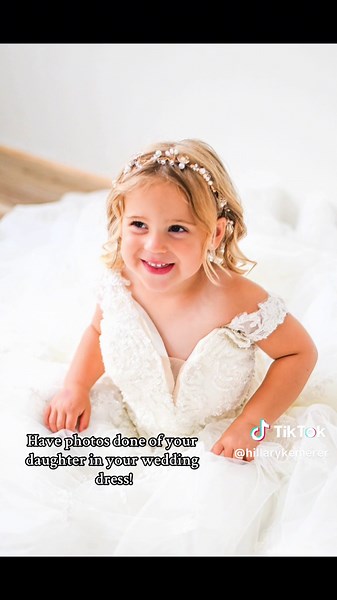 Such a cute idea! #weddingtiktok #wedding #photography #photomagic