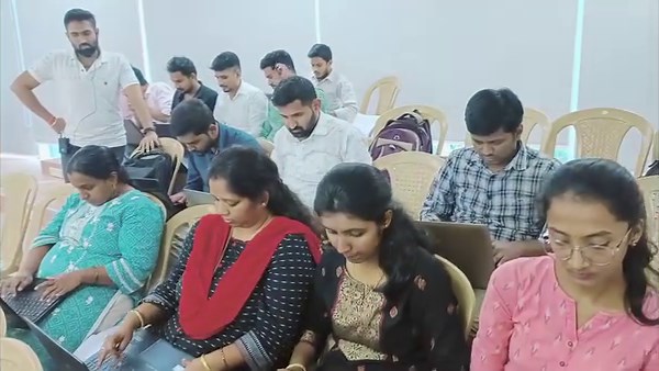 Students getting exposure to Write test cases using testrail tool...