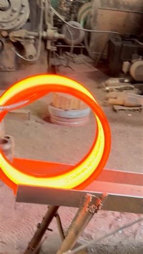 Inside the forging factory tour Industrial Steel Forging with Perfect Team Coordination #process #machine #factory #forging #manufacturer #blacksmith #fblifestyle | Inside the factory