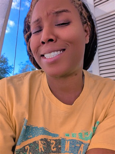 trying to chew fake gum is not for the week 🤣🤣🤣