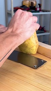 56K views · 26 reactions | Coupeur de pommes de terre fait maison pour des frites délicieuses 凜 | Brico Enfants | Facebook