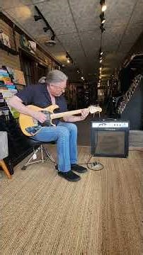 1965 Ampeg Reverberocket II Amp - Clean into Reverb