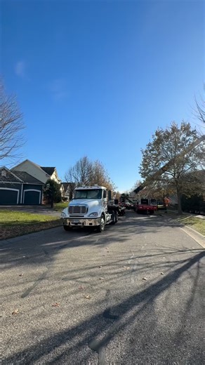 🚁💦 Final Fly-Over of 2025! Not our last pool install, but definitely our last pool crane fly-over of the year — and it did not disappoint. There’s nothing like watching a fiberglass pool soar over a home and land perfectly into its new backyard oasis. Our team dialed this one in with precision, teamwork, and a whole lot of excitement. Winter might be coming… but backyard dreams don’t stop. 📲 Book your 2026 spot now — they’re already filling fast. #PoolDay #APoolDay #FiberglassPools #PoolInsta