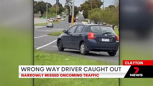 112K views · 509 reactions | A driver has narrowly avoided a head-on crash after they came to a stop at a set of traffic lights in Clayton on the wrong side on the road. 7NEWS at 6pm | More local news: www.7NEWS.com.au/news/vic #7NEWS | 7NEWS Melbourne | Facebook
