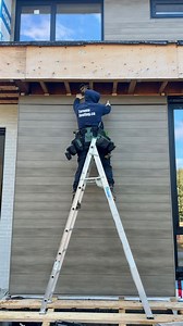 Siding install @gentekcanada @metalunic.revetement #roofing #toronto #torontohomes #torontobuilder #torontoroofing #commercialroofing #renovation #luxuryhomes #buildersofinsta #roofersofinstagram #asmr | TorontoRoofing.ca