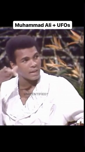 Muhammad Ali talking about UFOs on the tonight show with Johnny Carson in 1973. The boxer was a firm believer in UFOs, and spoke out about his own encounters. In the book, ‘Amazing Flying Saucer Experiences of Celebrities, Rock Stars and the Rich and Famous,’ Ali said that he spotted a UFO in Central Park in New York. Ali said: ‘I happened to look up just before dawn, as I often do while running, and there hovering above us was this brilliant light hanging as if by an invisible thread. ‘At first