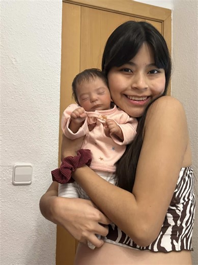 Bebés Reborn: Un Día como Mamá