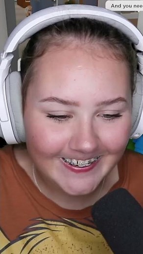 I TASED someone in Roblox Maple Hospital ⚡️😠