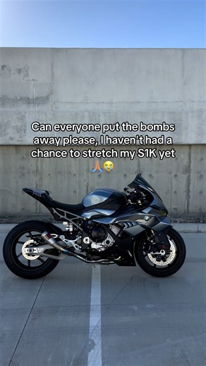 pretty please 🥹 #fyp #s1000rr #s1k #race #biketok | bike