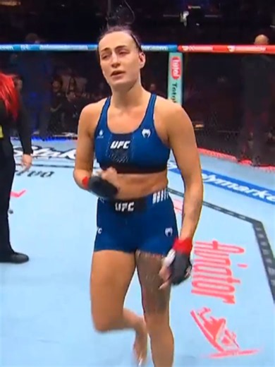 That's three wins in a row for King Casey O'Neill 👏 #ufc #mma #ufc331 #cyrptocom #caseyoneill