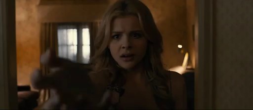 Carrie (2013) – Official Trailer