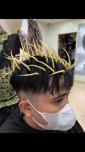 Ash Blonde Men's Hair Highlights: Professional Styling in Penang
