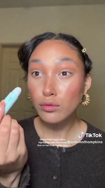 Scandinavian Girl Makeup Tutorial: Step-by-Step Guide