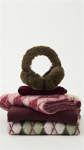 boohoo on Instagram: "Bring the luxe to your winter outfits 🤍 @anoe.hs styles our outerwear favourites ✨ Shop now for up to 70% off"